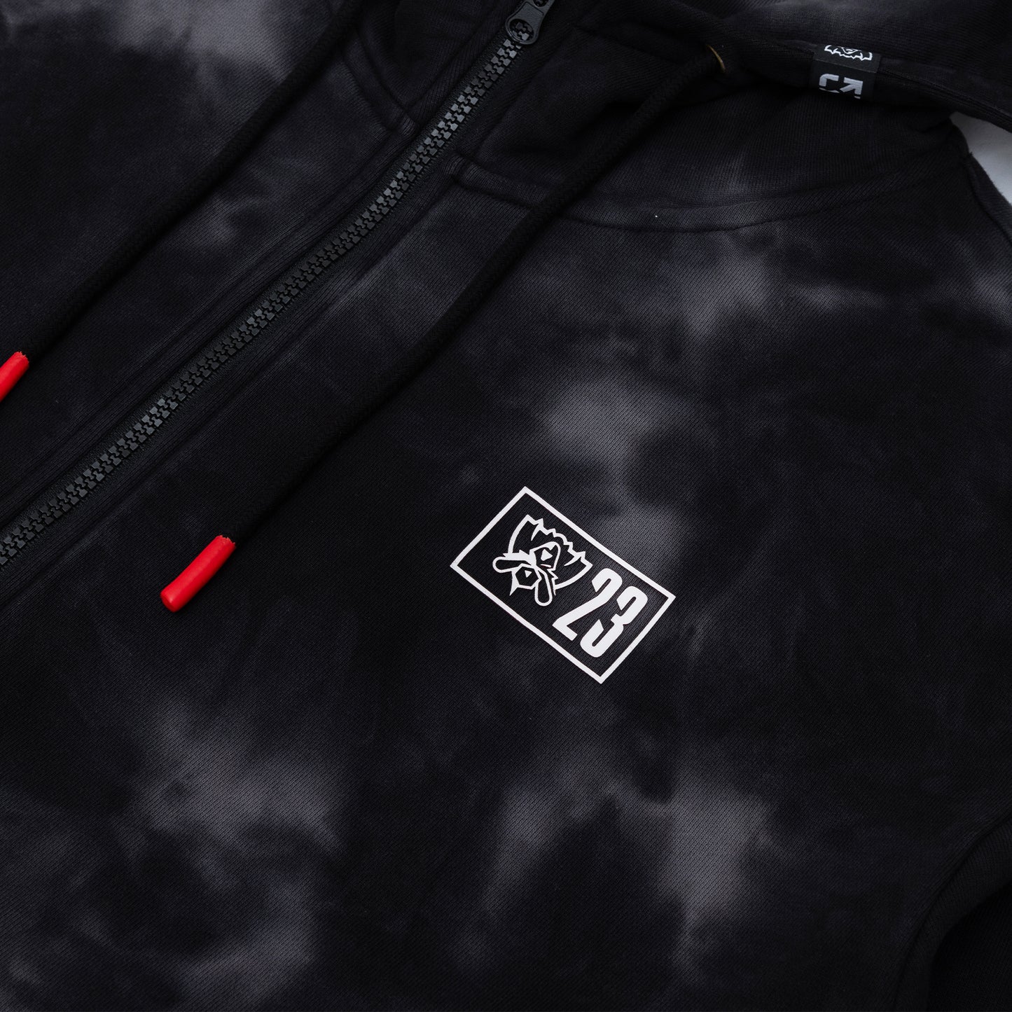 WORLDS 2023 フーディー