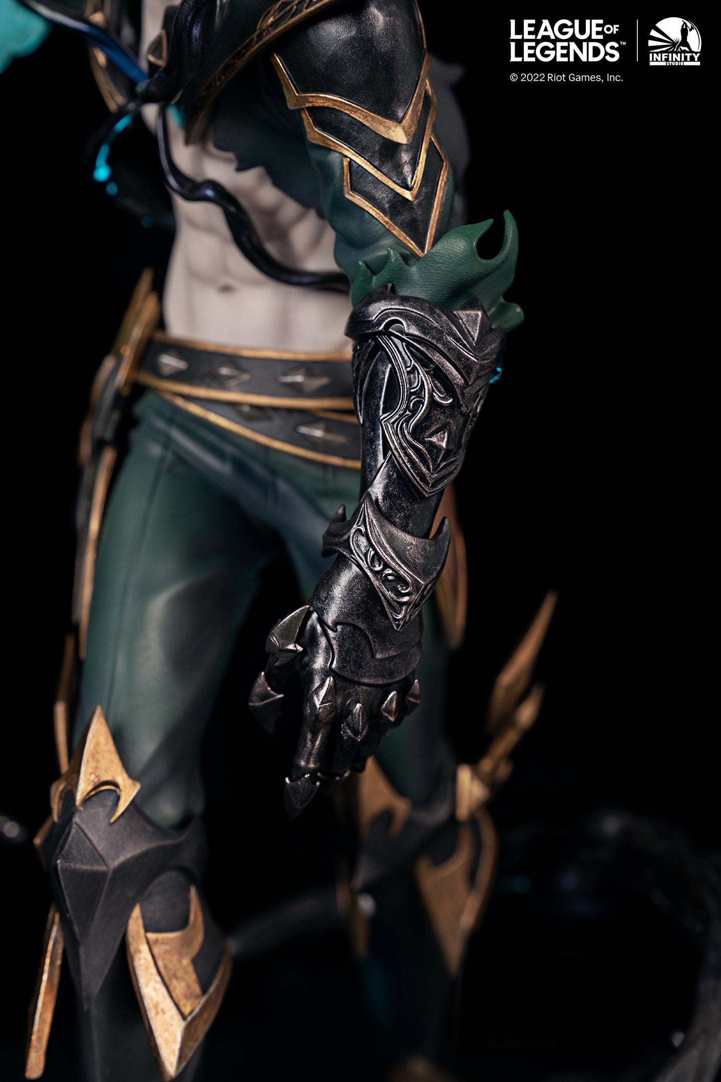 INFINITY STUDIO 滅びの王 ヴィエゴ 1/6 スケールフィギュア