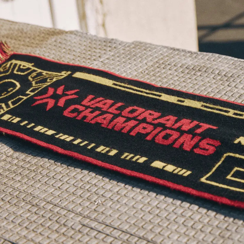 VALORANT Champions Tourᵀᴹ 2025 Born to Burn Scarf