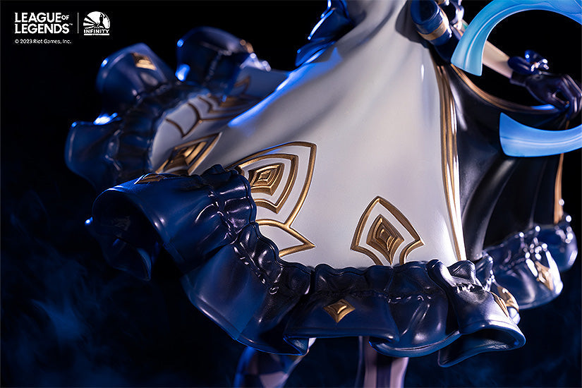 聖なるお針子 グウェン 1/6 スケールフィギュア