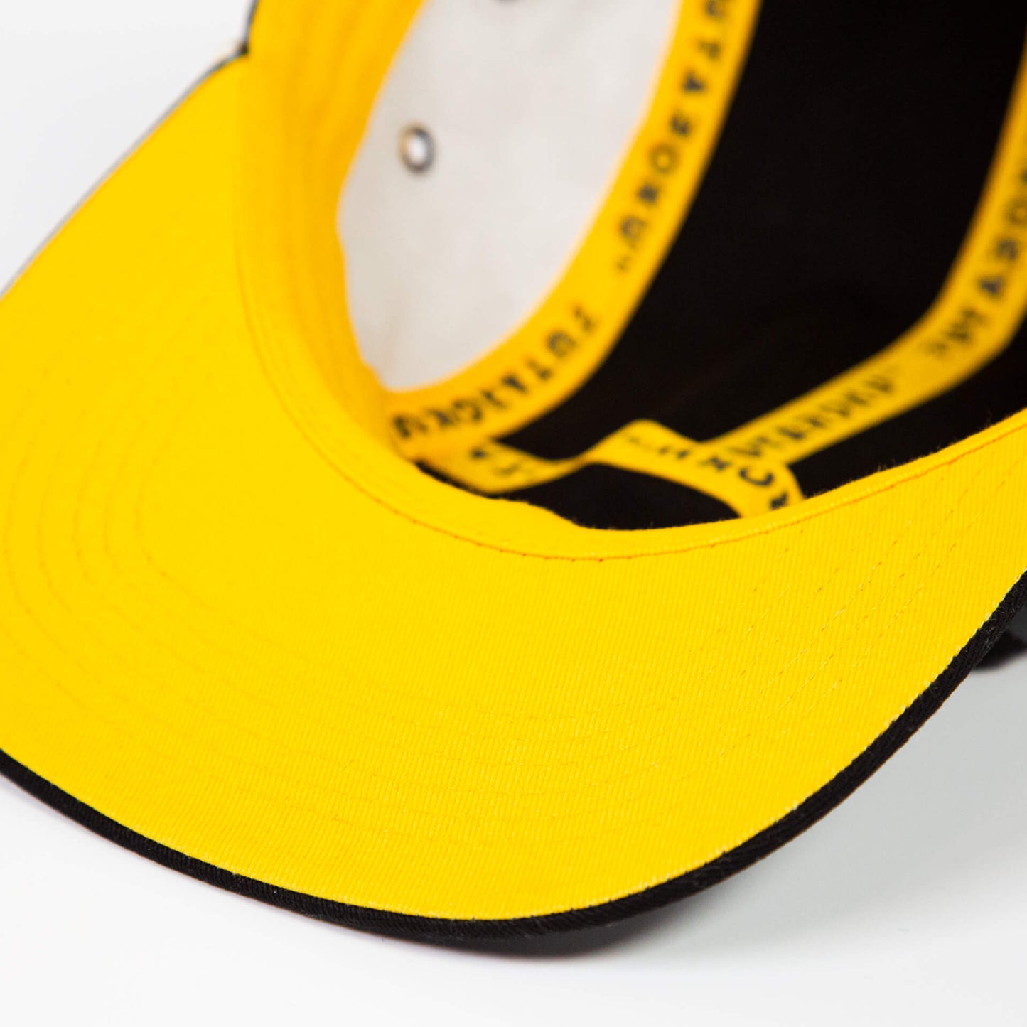 5パネルフラットブリムキャップ（ブラック）