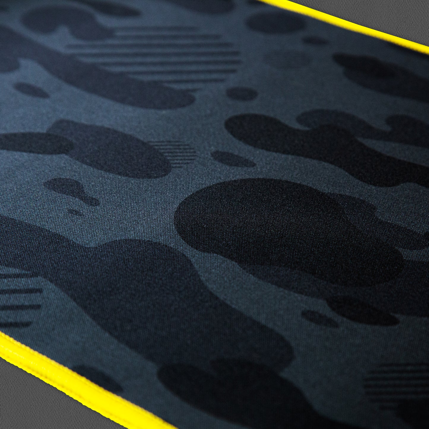 ナイトカモ マウスパッド