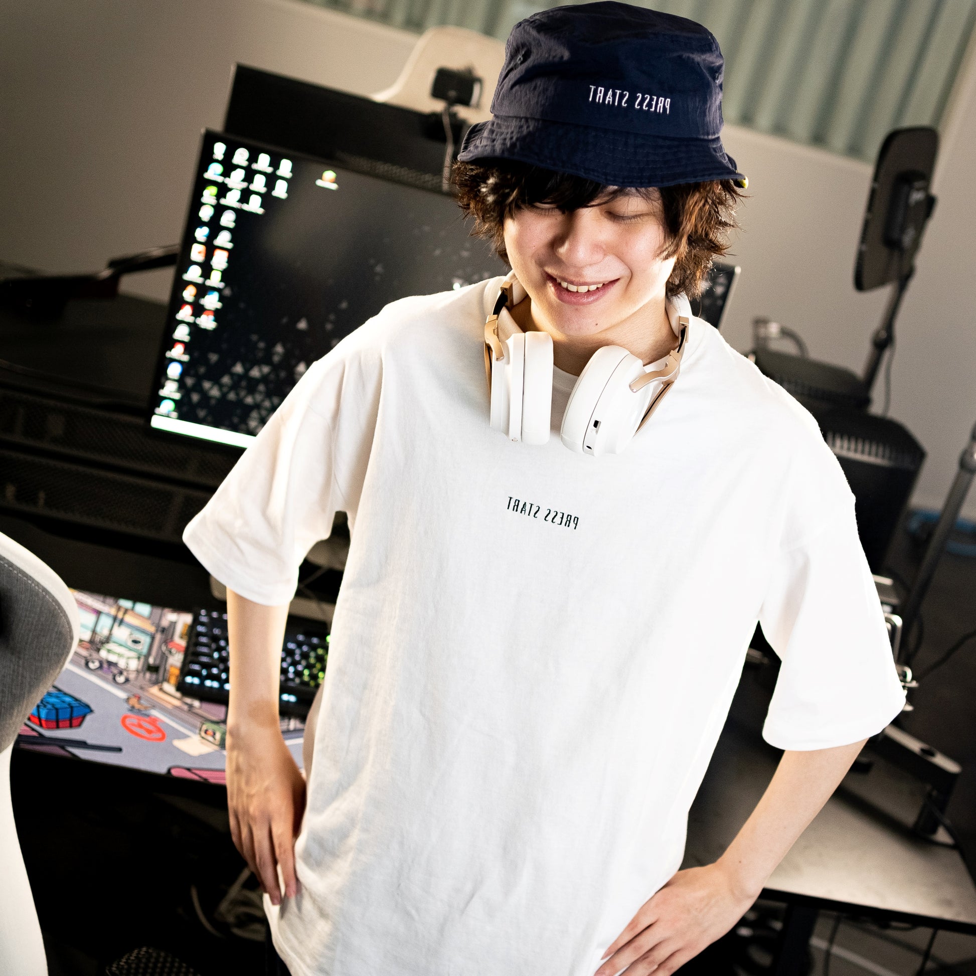 TЯATƧ ƧƧƎЯᑫ ビッグTシャツ（ホワイト）Model : Takaya Special