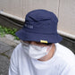TЯATƧ ƧƧƎЯᑫ バケットハット（ネイビー）