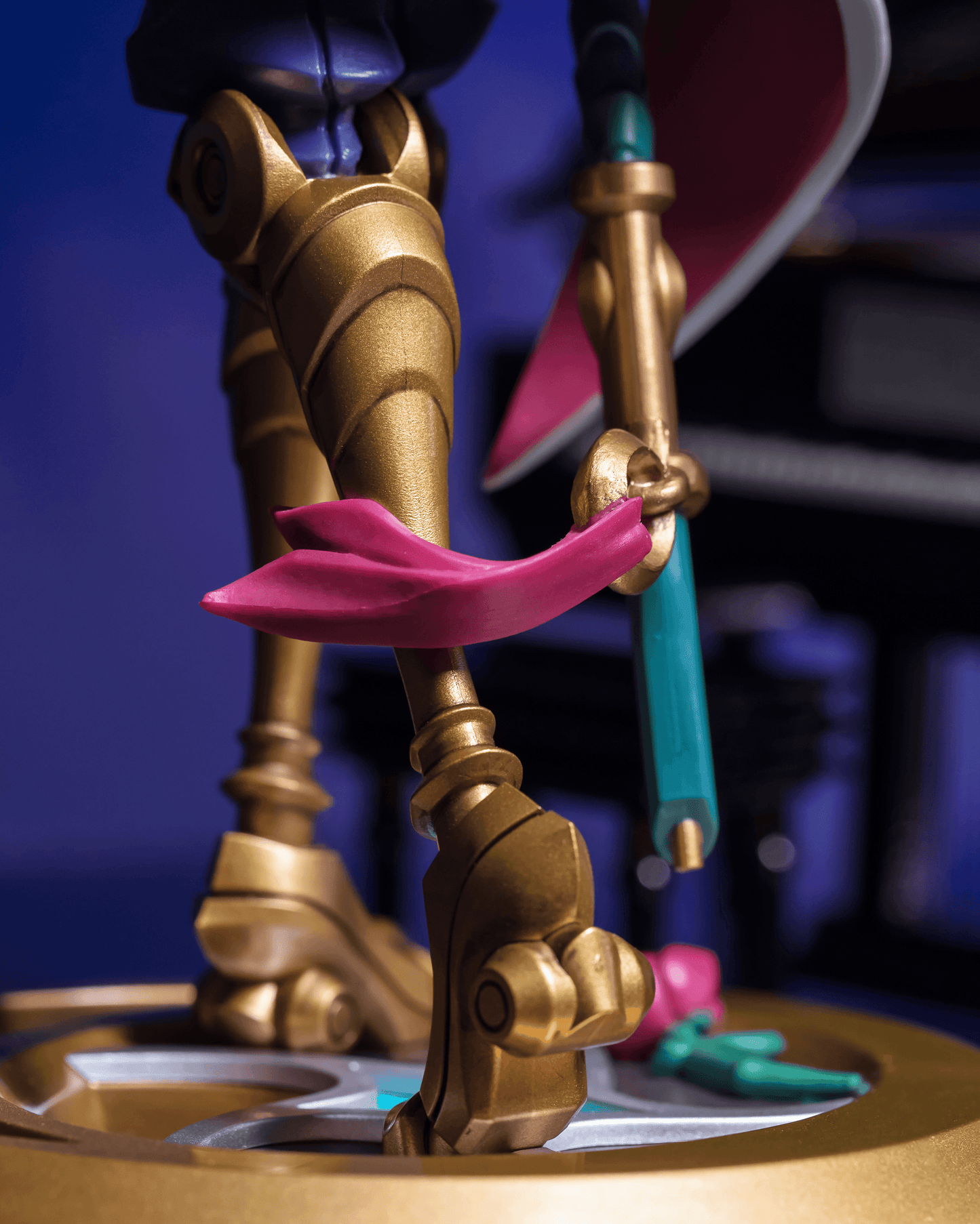 ジン UNLOCKED スタチュー