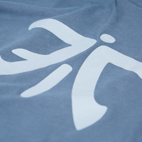 Fnatic Ess ロゴ Tシャツ「レトロロゴ版」